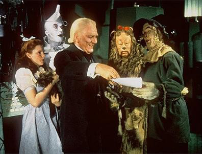 Linda receives her award